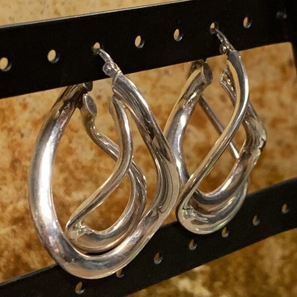 Milor 950 Silver Twisted Hoop Style Earring Made in Italy - Picture 4 of 8
